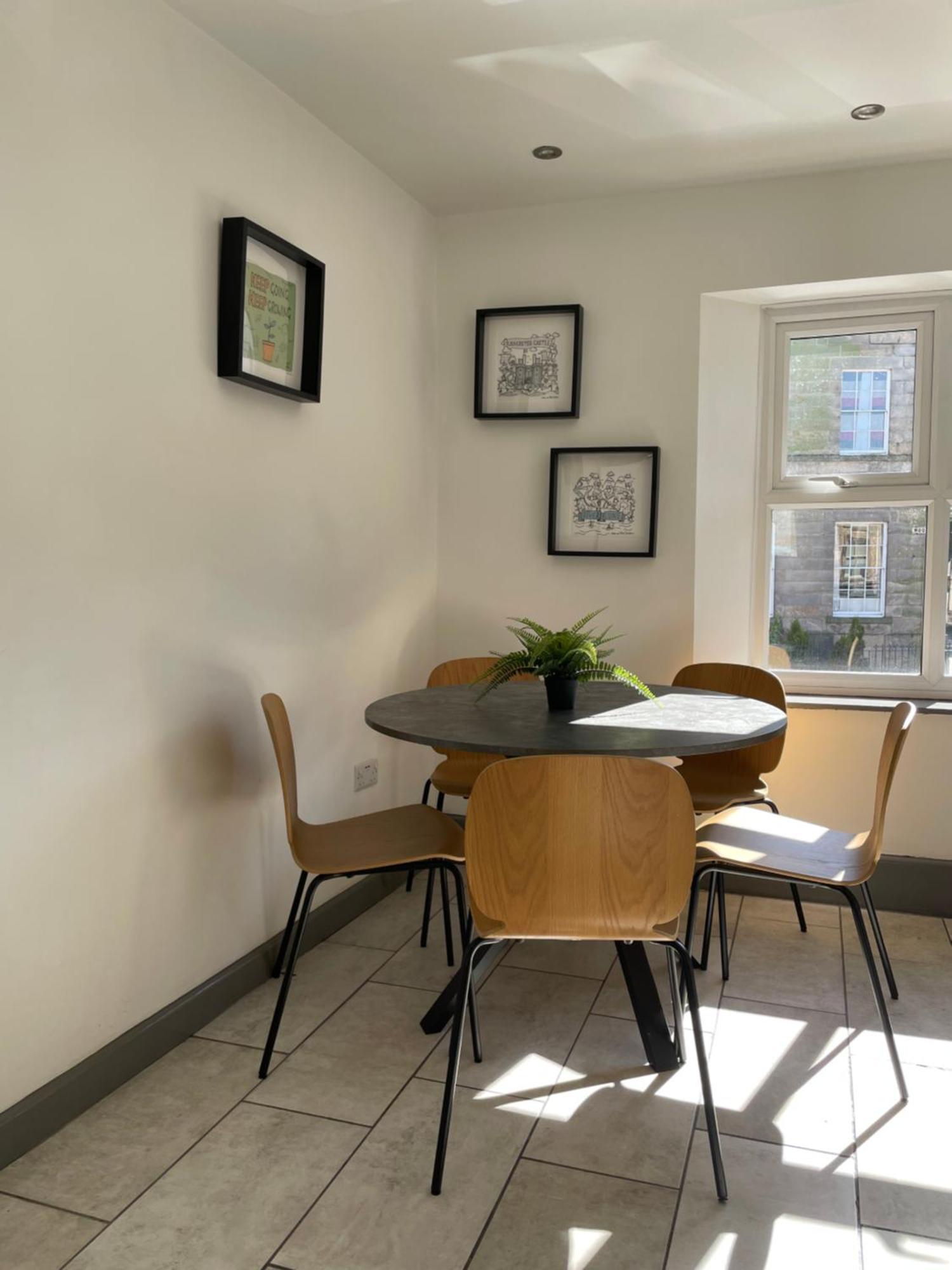 Spacious City Centre Property Lancaster Bagian luar foto
